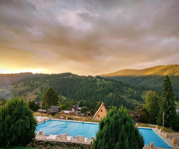 Садиба «Хатки На Пеньках»