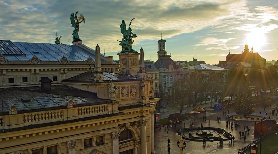 Де поїсти у Львові: ресторани, кав’ярні та атмосферні заклади, які варто відвідати