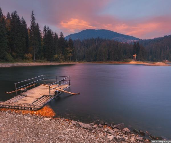 Легенди озера Синевир: історія Сині й Вира, перекази про богатиря та містика Морського Ока