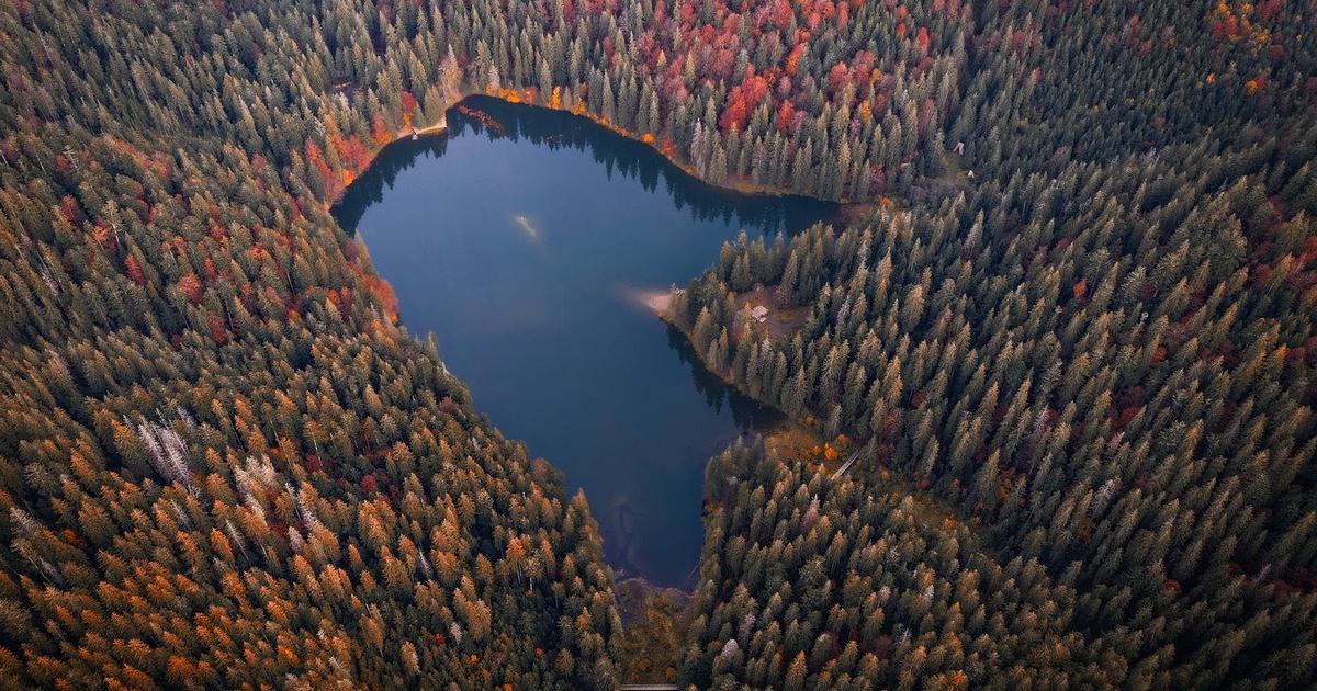 Відпочинок біля озера Синевир: що робити, де зупинитися і що подивитися поруч